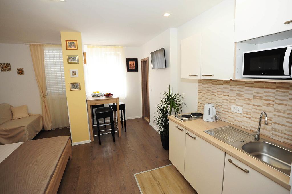 Apartmán 2studios Kalelarga *